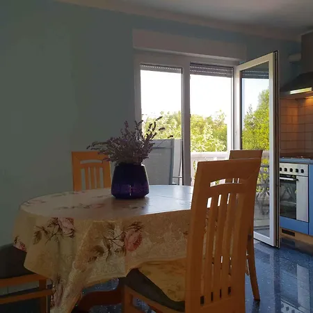 Appartement Near In Soline-insel Krk 42629 Soline (Krk)