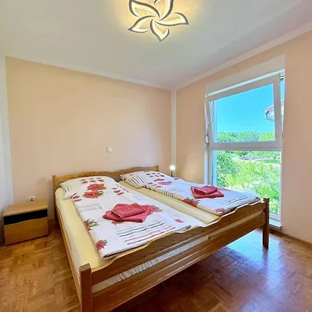 Appartement Near In Soline-insel Krk 42629 *